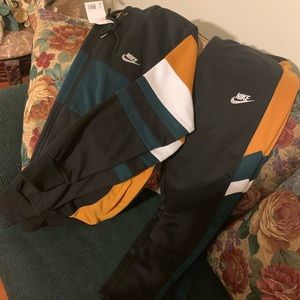 Nike jogging suit!